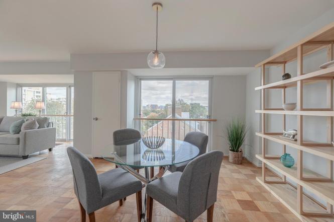 Building Photo - 560 N Street SW