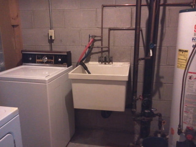 Laundry Room - 11101 Vessey Cir