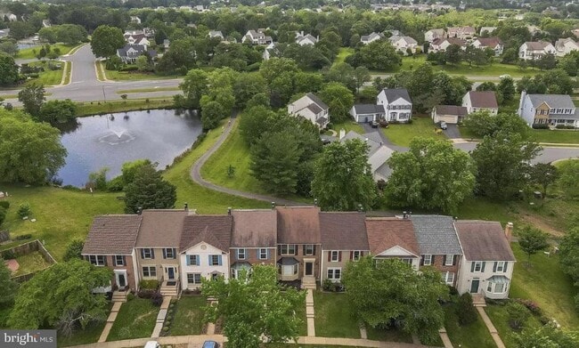 Primary Photo - 21220 Hedgerow Terrace