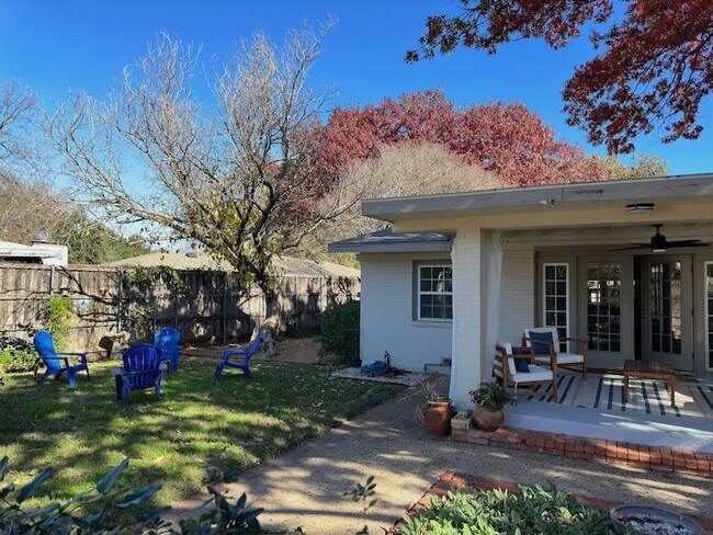 Building Photo - 7119 Dalewood Ln