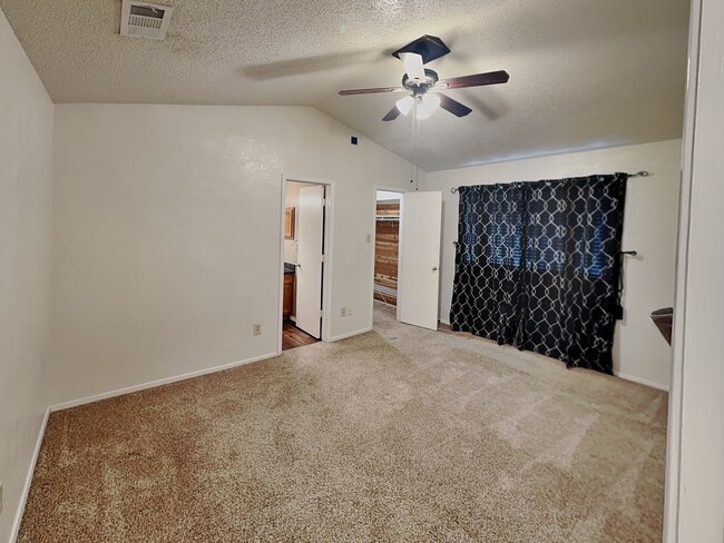 Building Photo - Charming One-Story with Bonus Sunroom & Backyard Retreat in Prime Summerfields Location!