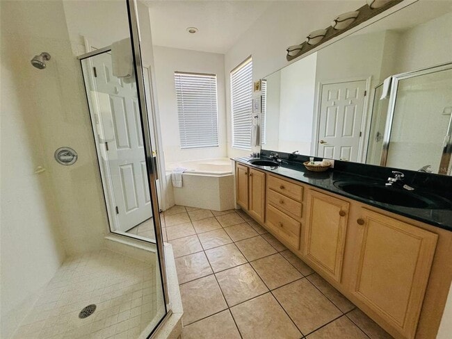 Building Photo - 400 Montara Dr