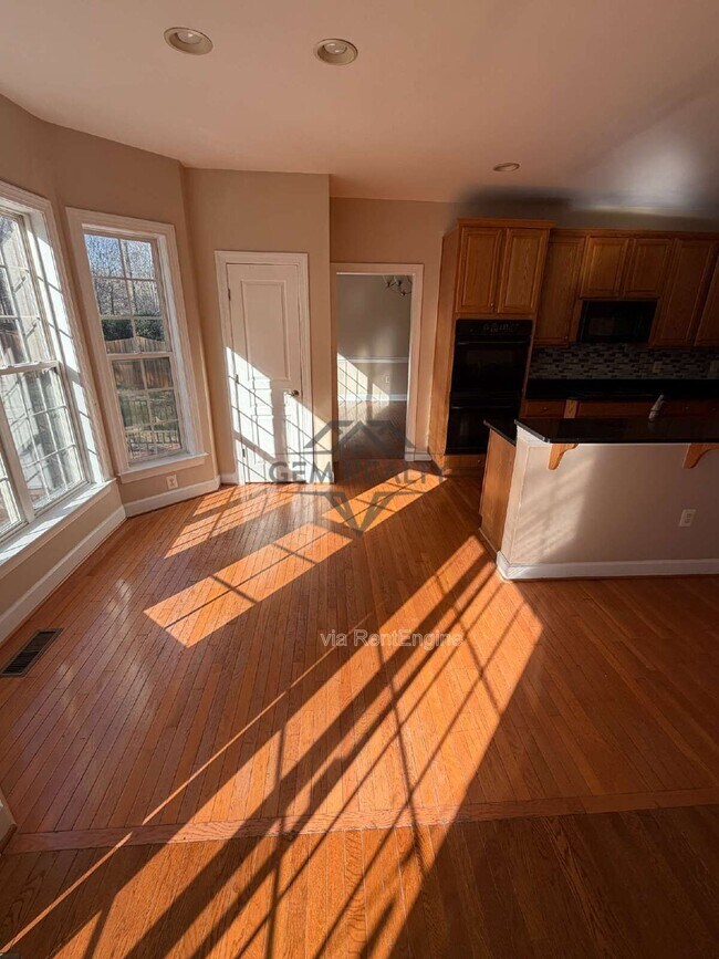 Building Photo - 3675 Expedition Dr