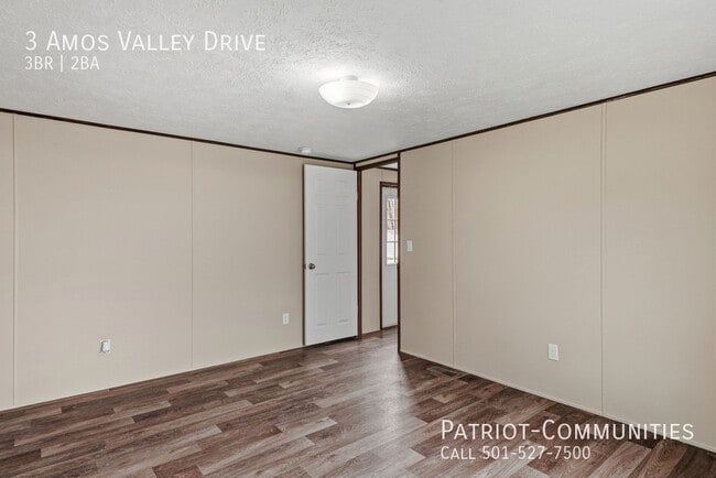 Building Photo - 3 Amos Valley Dr