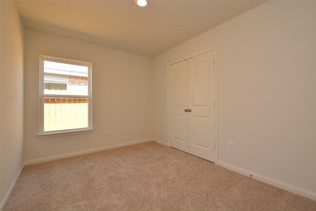 Building Photo - 22426 Kennons Way