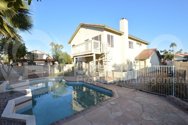 Building Photo - 2125 E Nantuckett Dr