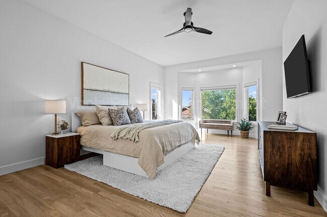 Building Photo - 14973 W 32nd Dr