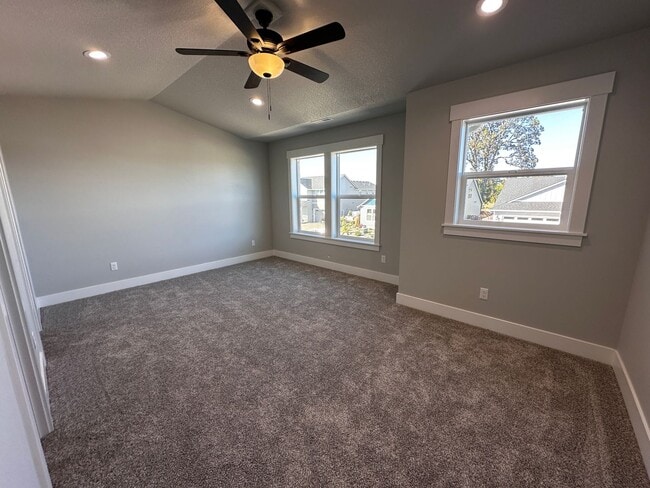 Building Photo - 176