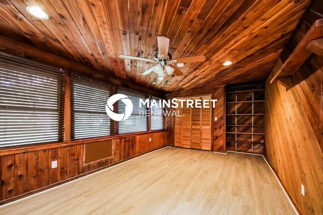 Building Photo - 3 Bedroom Pet-Friendly Home in Orlando, FL...