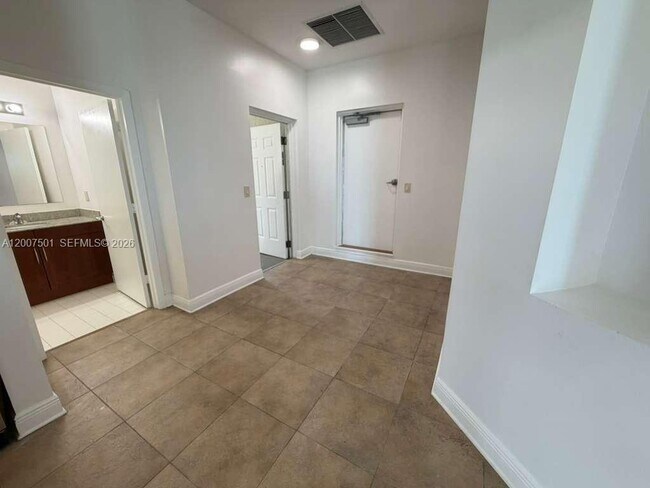 Building Photo - 7275 SW 90th St