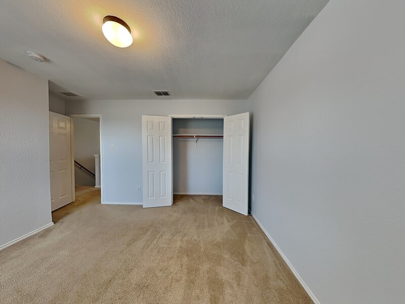 Building Photo - 12885 Kiltartan Dr