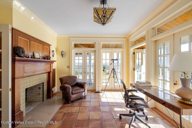 Building Photo - 136 Tory Hill Farm Rd