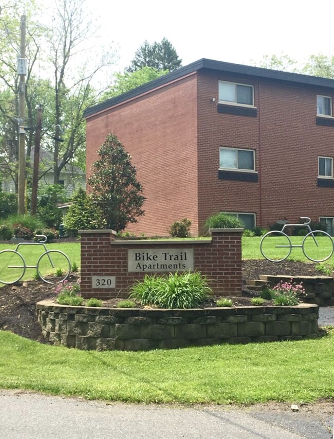 Bike Trail Apartments - 320 Hanna Ave