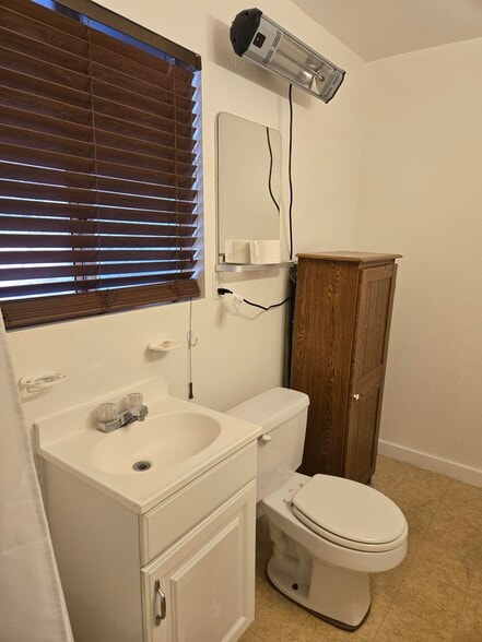 Building Photo - 436 W Frontier St