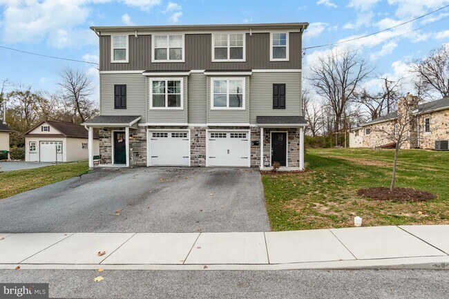 Primary Photo - 1134 Franklin St