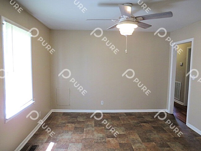 Building Photo - 3110 Leftwich St NW