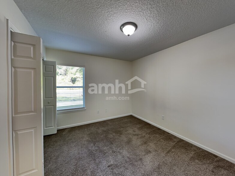 Building Photo - 4086 Ringneck Dr