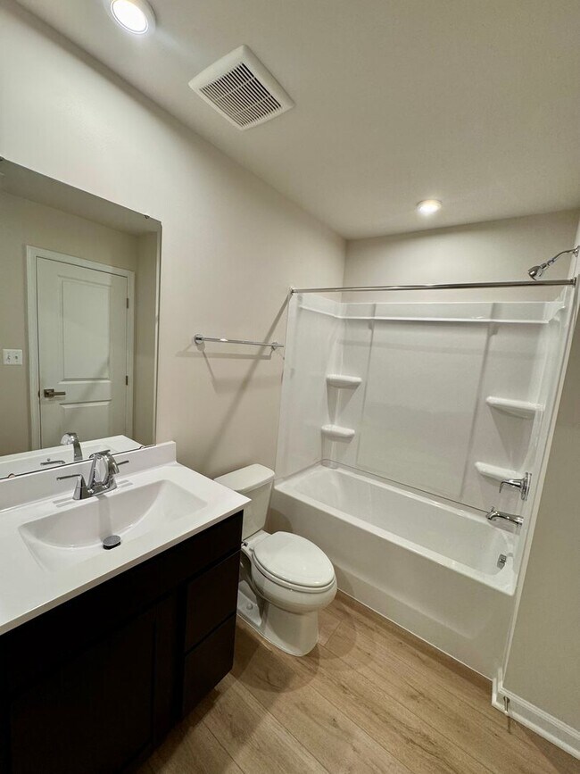 Building Photo - 2905 Orchard Ridge Lane