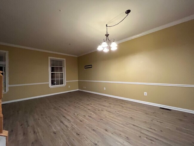 Building Photo - 3 Diamond Hill Ct