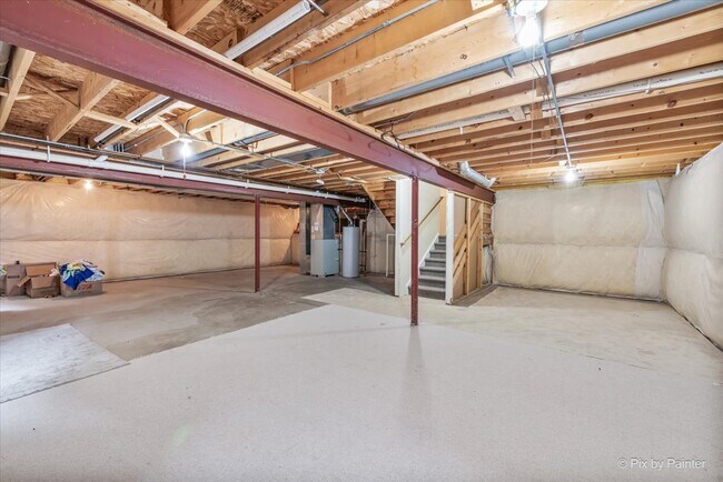 Building Photo - 2455 Lehman Dr