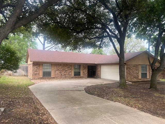 Building Photo - 3831 Helmsford Dr
