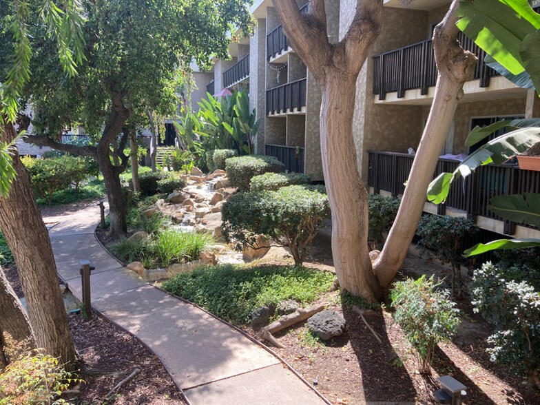 Building Photo - 6416 Friars Rd