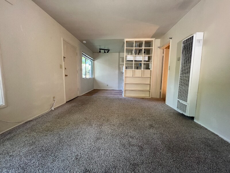 Building Photo - 580 N Madison Ave