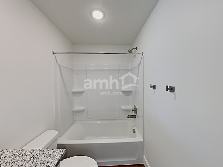 Building Photo - 1279 N Wagon Wy