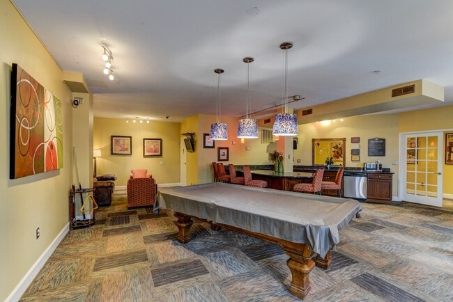 Building Photo - Brookhaven Condo