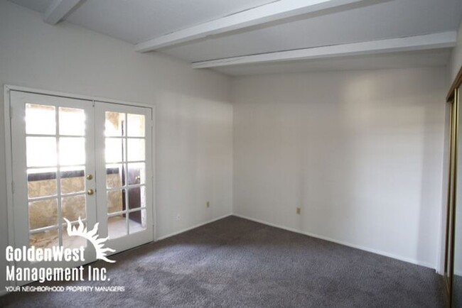 Building Photo - 4752 O'Bannon Dr