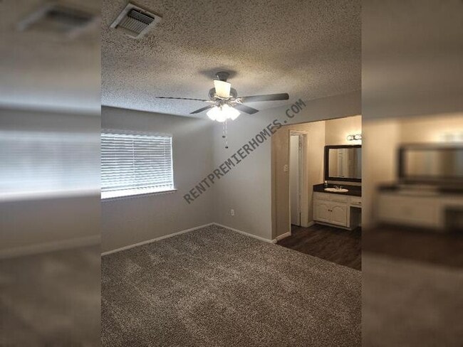 Building Photo - 5309 Wolens Way