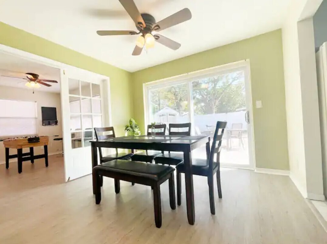 Dining room - 1078 58th Ave S