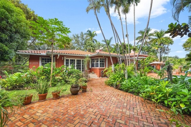 Building Photo - 1600 Nocatee Dr