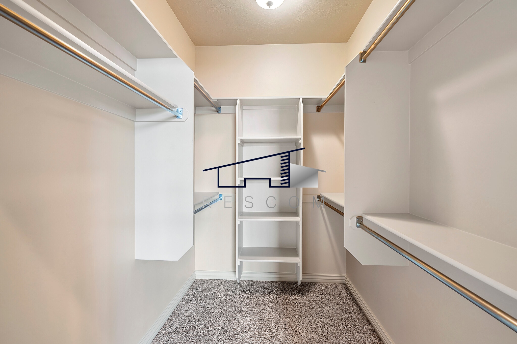 Building Photo - 757 W 4400 S