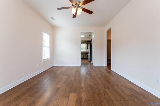 Building Photo - 105 Kaileigh Paige Cir