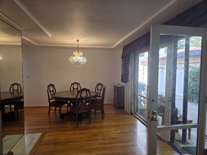 Building Photo - 1840 Benecia Ave