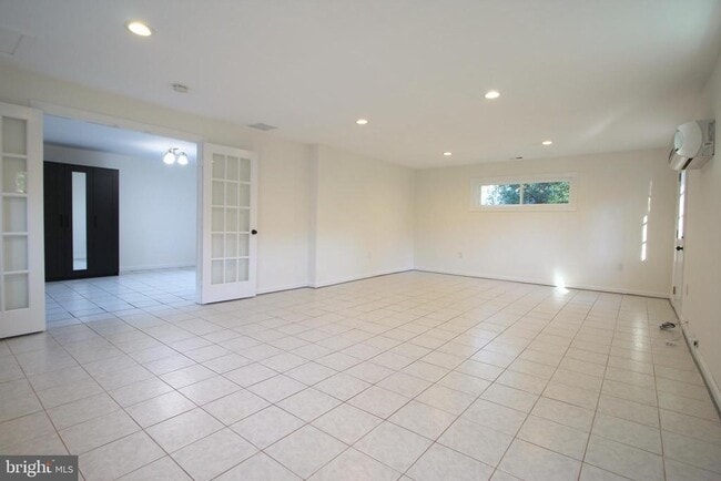 Building Photo - 2129 Grayson Pl