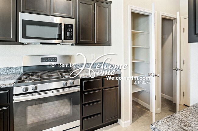 Building Photo - Beautiful Capital Village Home