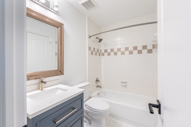 Building Photo - 5534 Weston Dr