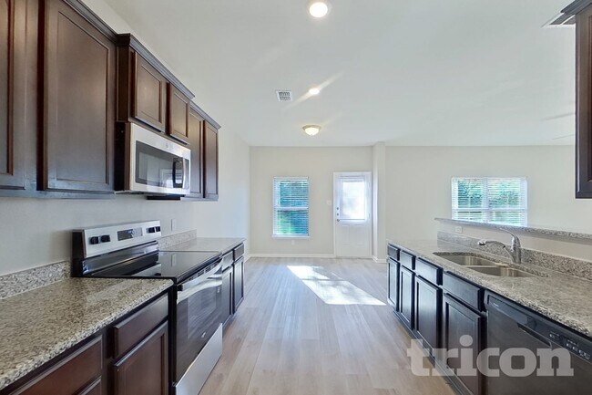 Building Photo - 14356 Open Range Dr