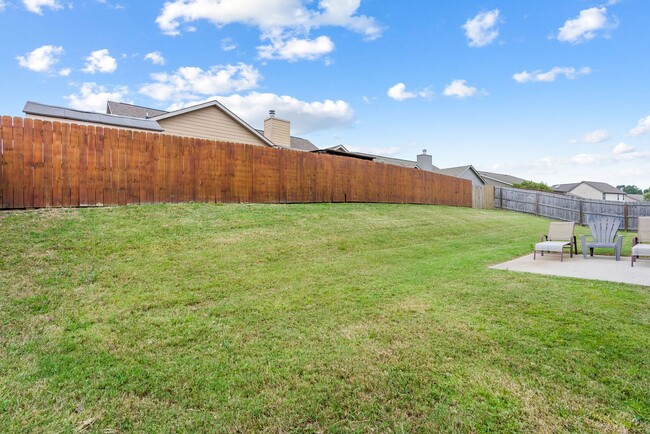 Building Photo - House in Opelika Available October 2025!