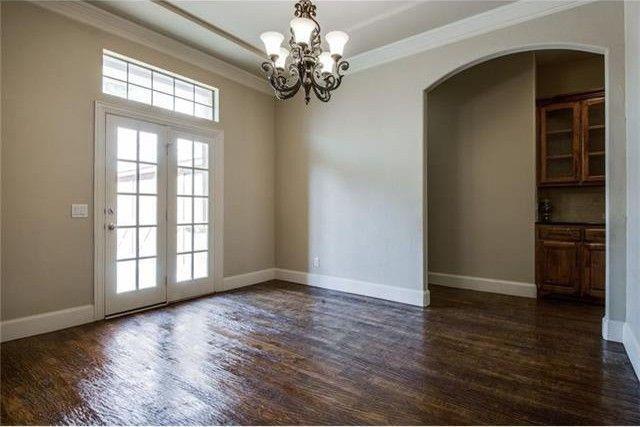 Building Photo - 9679 Carriage Hill Ln