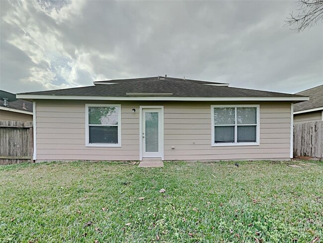 Building Photo - 26418 Marble Falls Bend