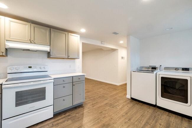 Building Photo - 20219 12th Pl S