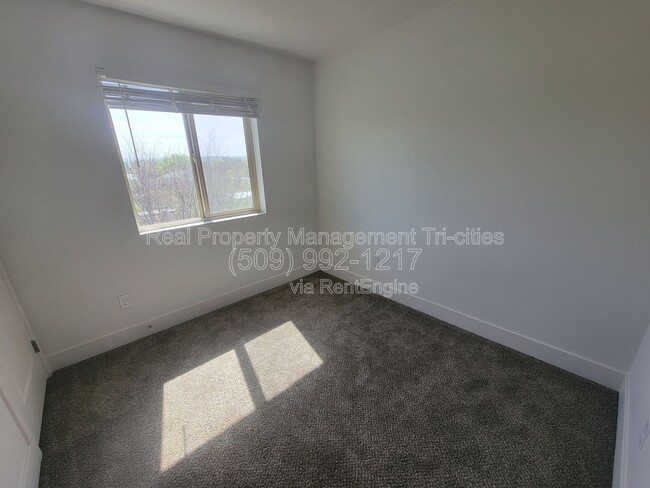 Building Photo - 6708 Dradie Pl