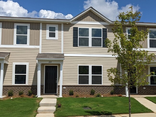 Primary Photo - 2 Story Townhome-Salisbury