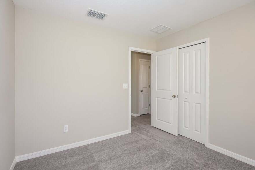 Building Photo - 13903 Arbor Pines Dr