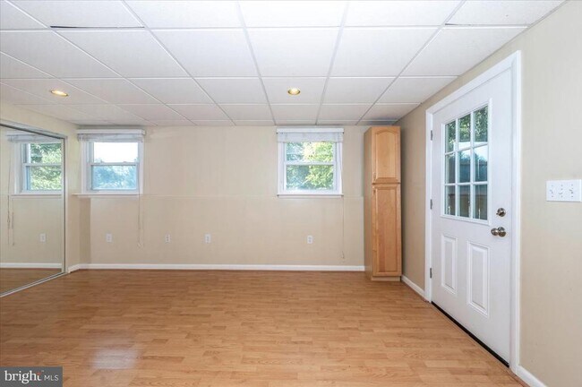 Building Photo - 11584 Liberty Oak Dr