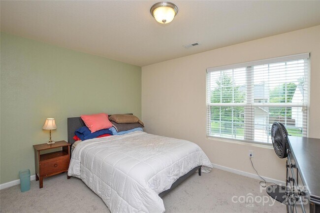 Building Photo - 7517 Thorn Bluff Rd