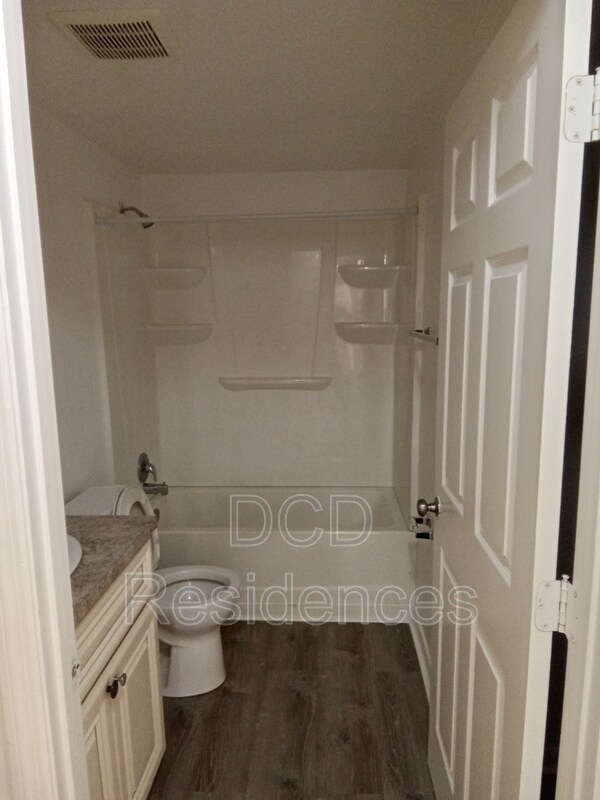 Building Photo - 11433 Mussel Dr
